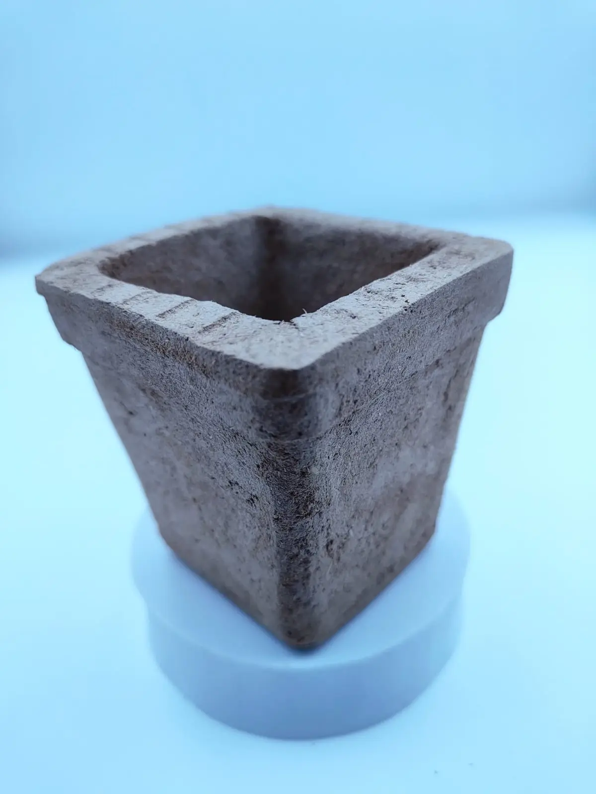 /storage/photos/1/Products/Cow Dung Product/flower pot.webp
